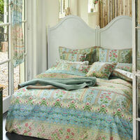 Darjeeing Reversible Bedding Set