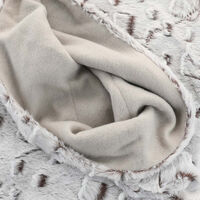 Fluffy Savane Throw